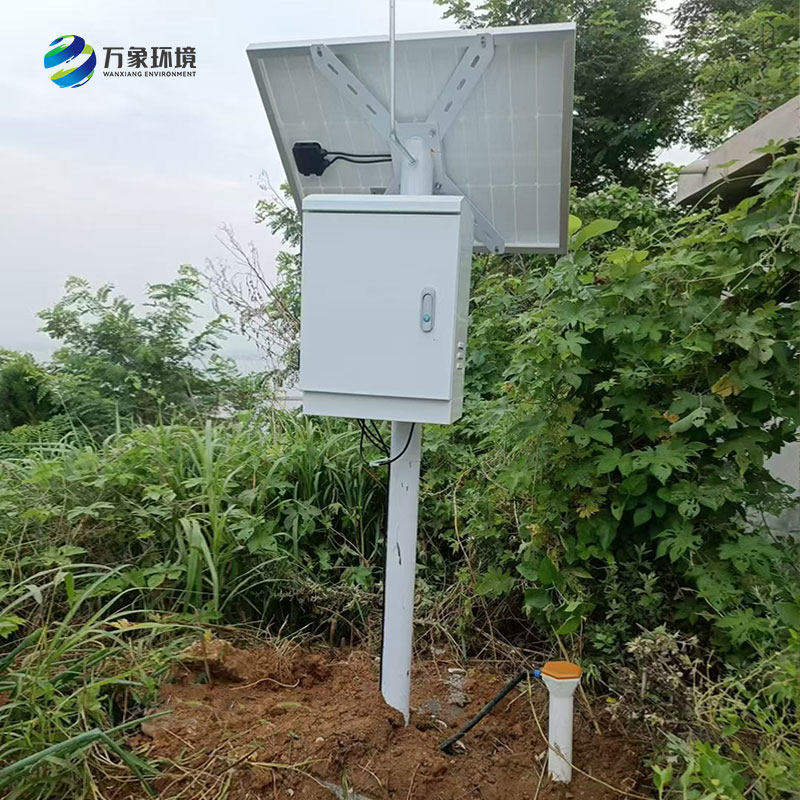 十层管式土壤墒情监测站：探秘新疆大学墒情监测